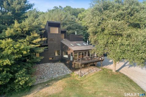 564 Hubbard Road Killingly CT 06241