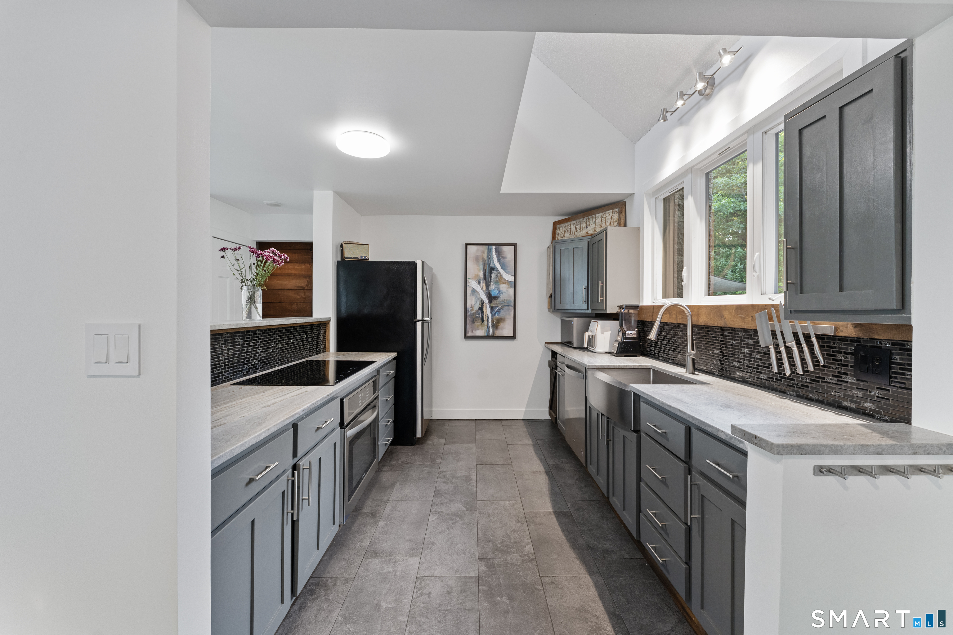 564 Hubbard Road Killingly CT 06241