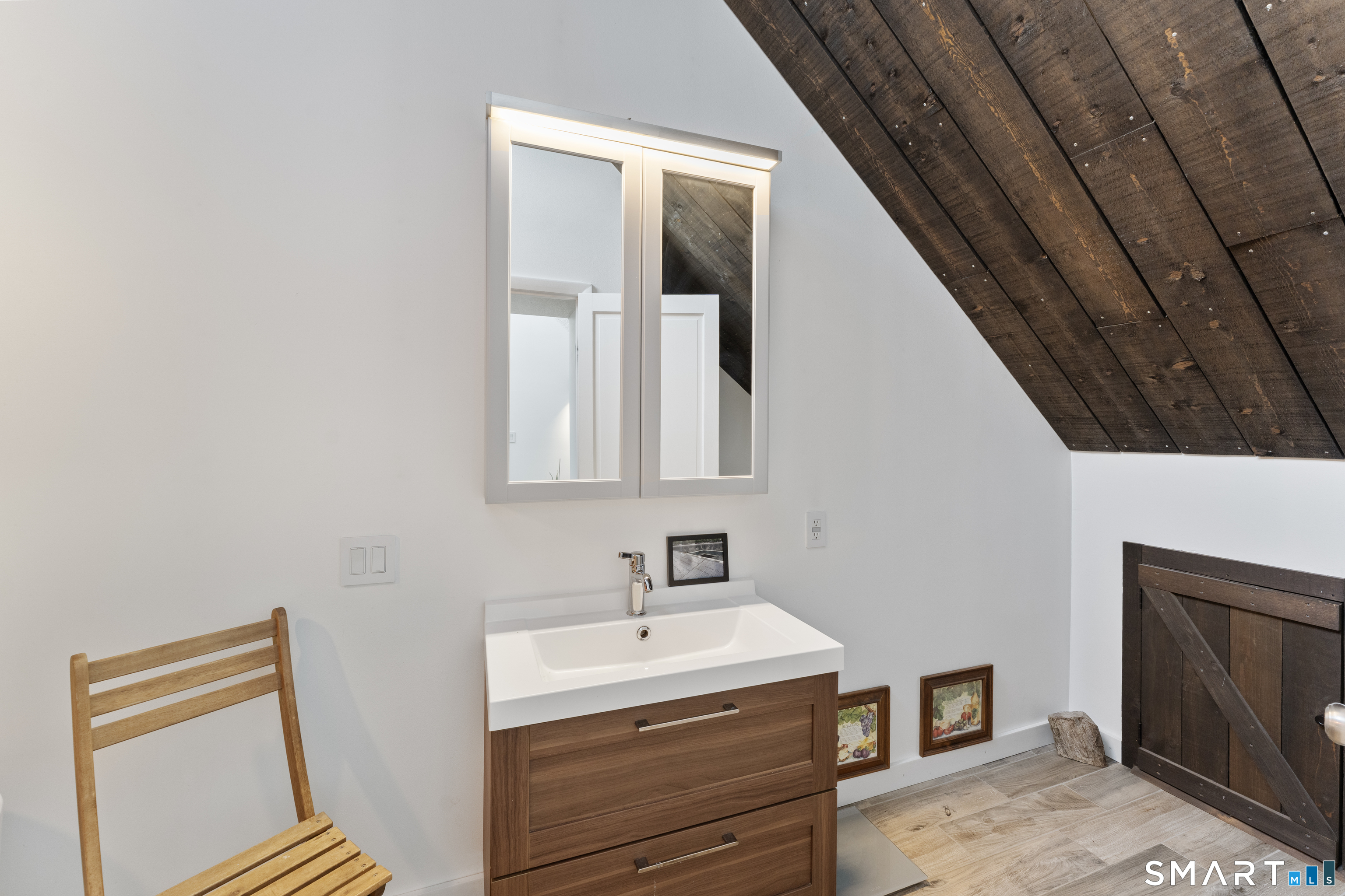 564 Hubbard Road Killingly CT 06241