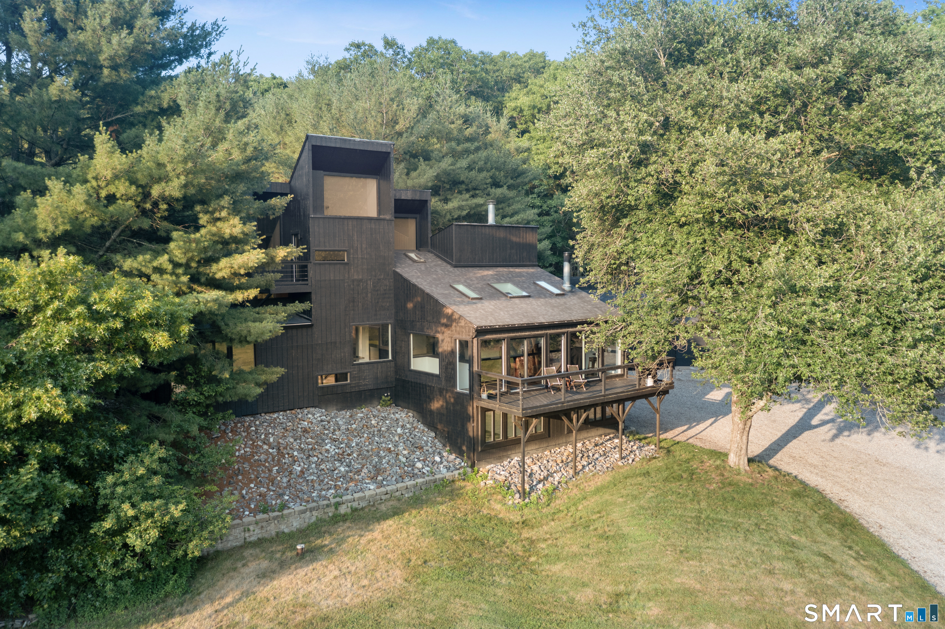 564 Hubbard Road Killingly CT 06241
