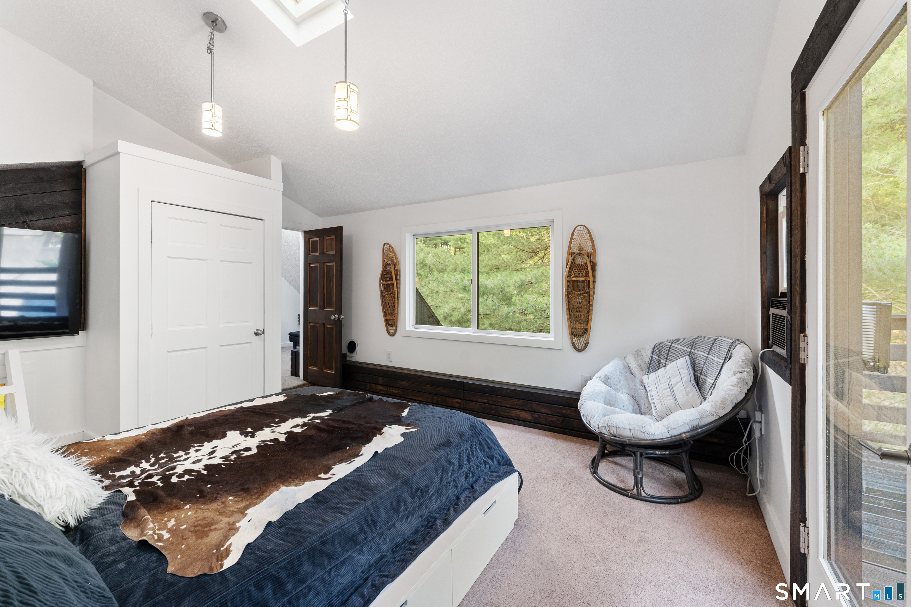 564 Hubbard Road Killingly CT 06241