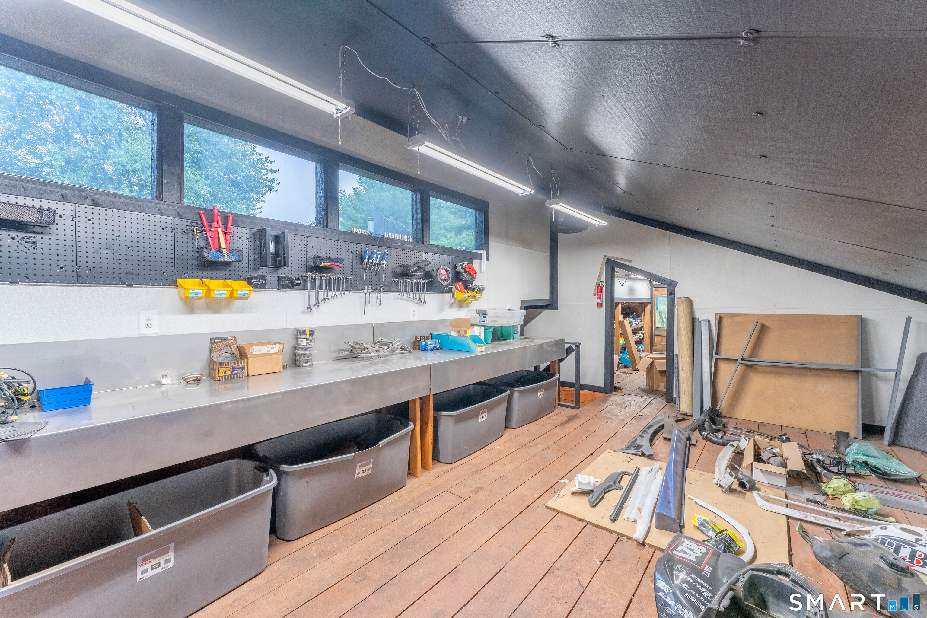 564 Hubbard Road Killingly CT 06241