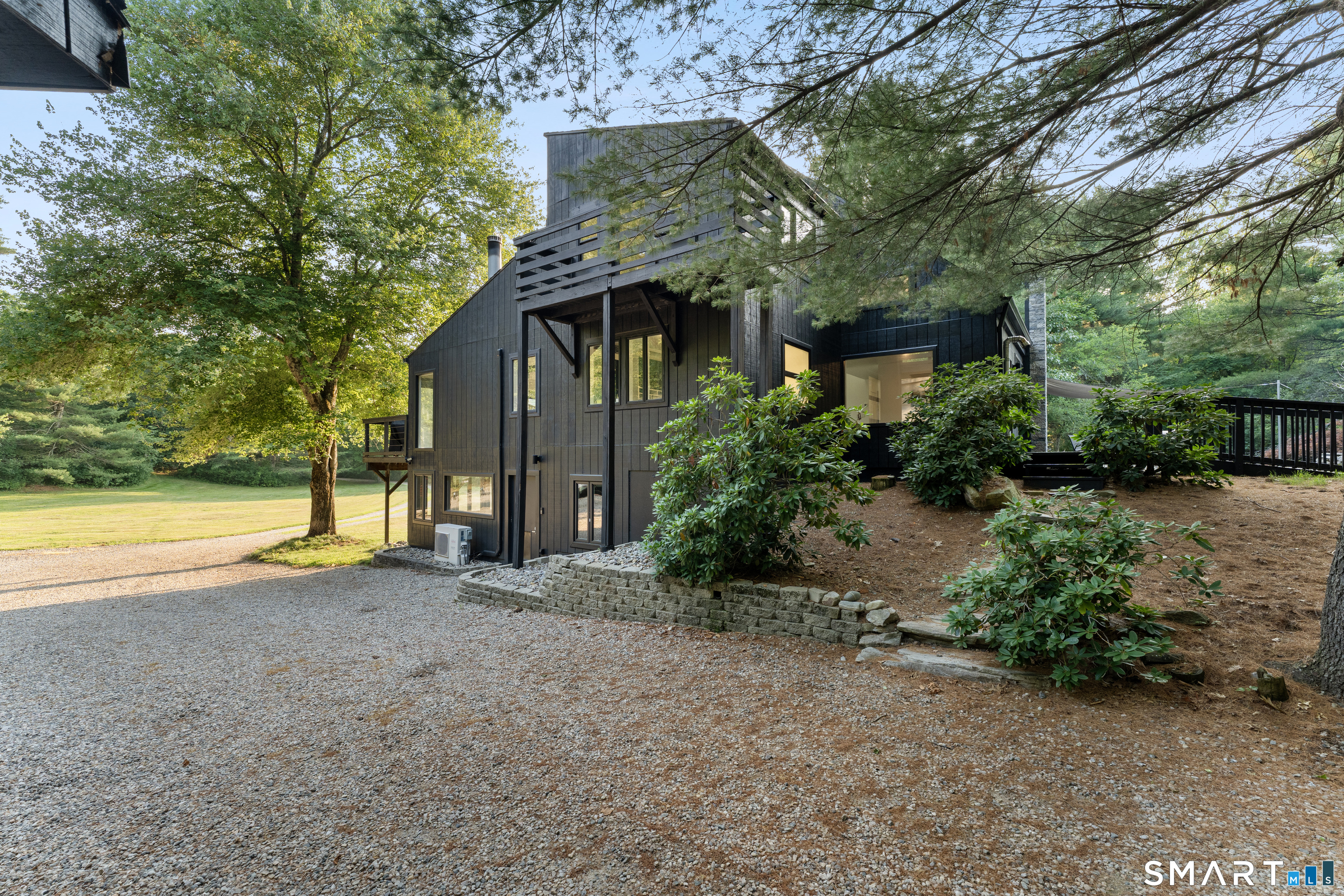 564 Hubbard Road Killingly CT 06241
