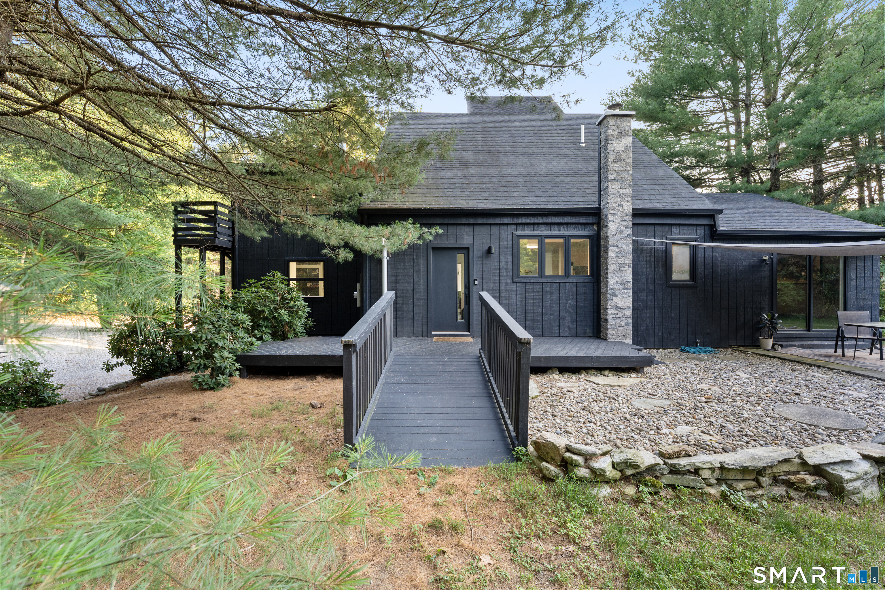 564 Hubbard Road Killingly CT 06241