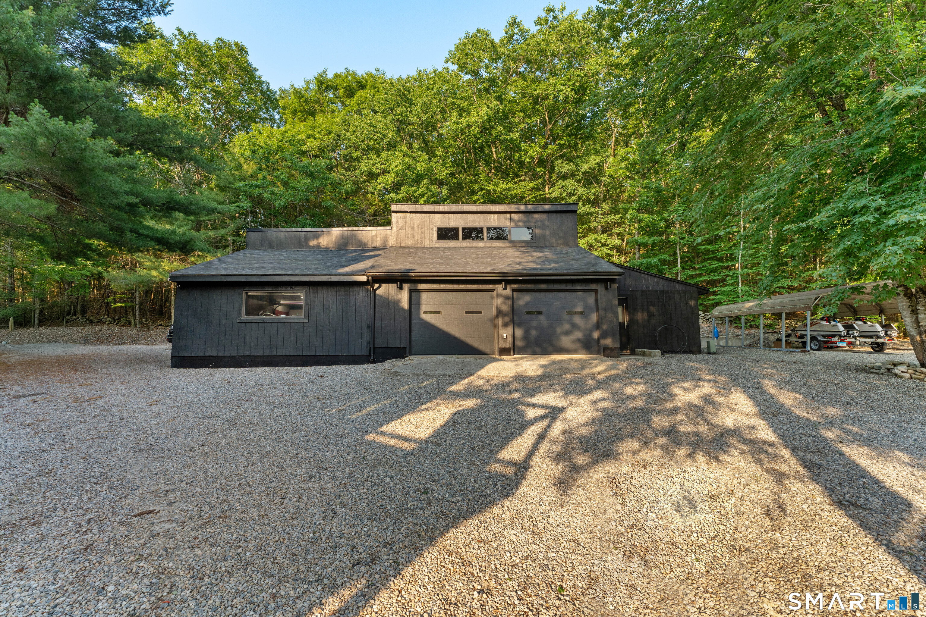 564 Hubbard Road Killingly CT 06241