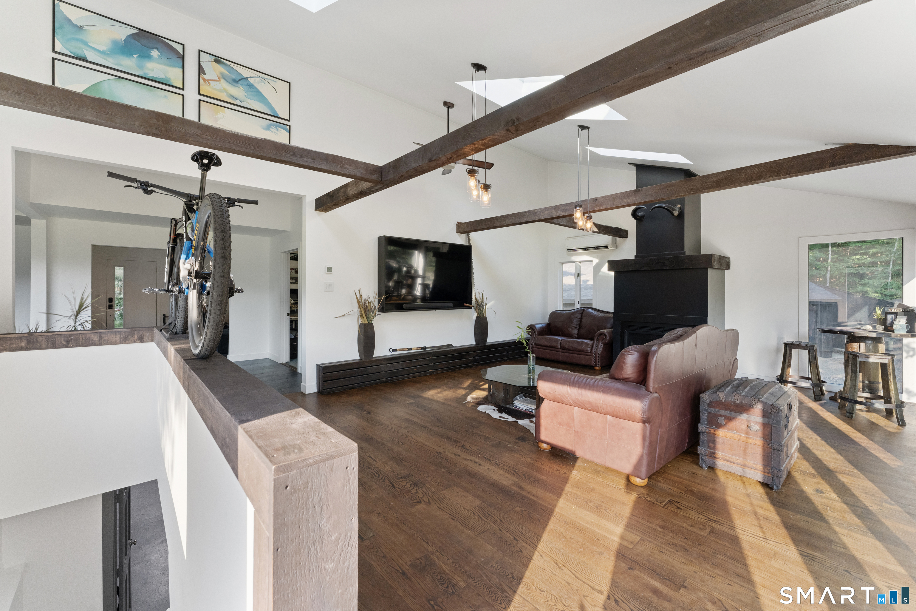 564 Hubbard Road Killingly CT 06241