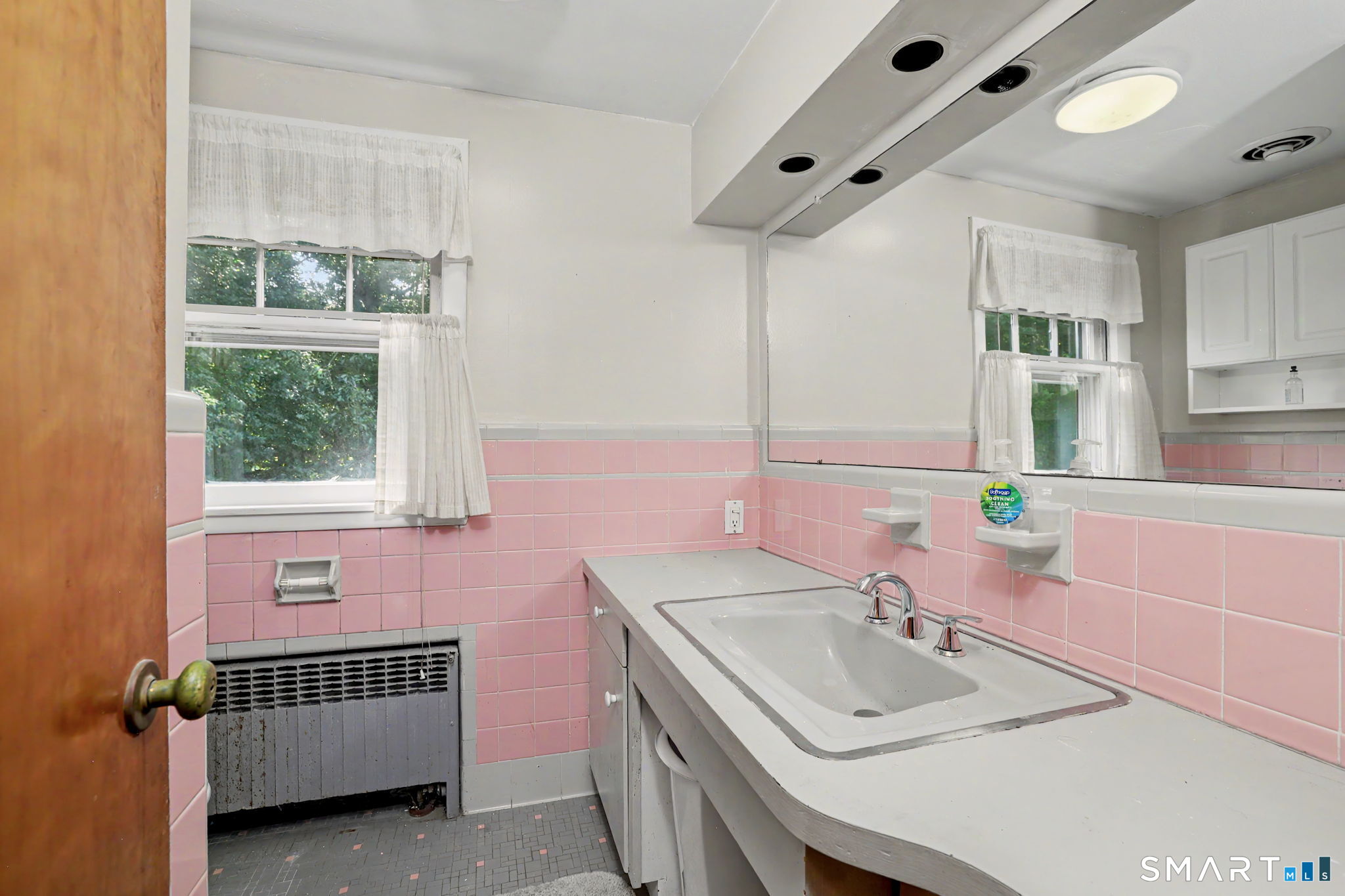 99 Homestead Avenue Naugatuck CT 06770