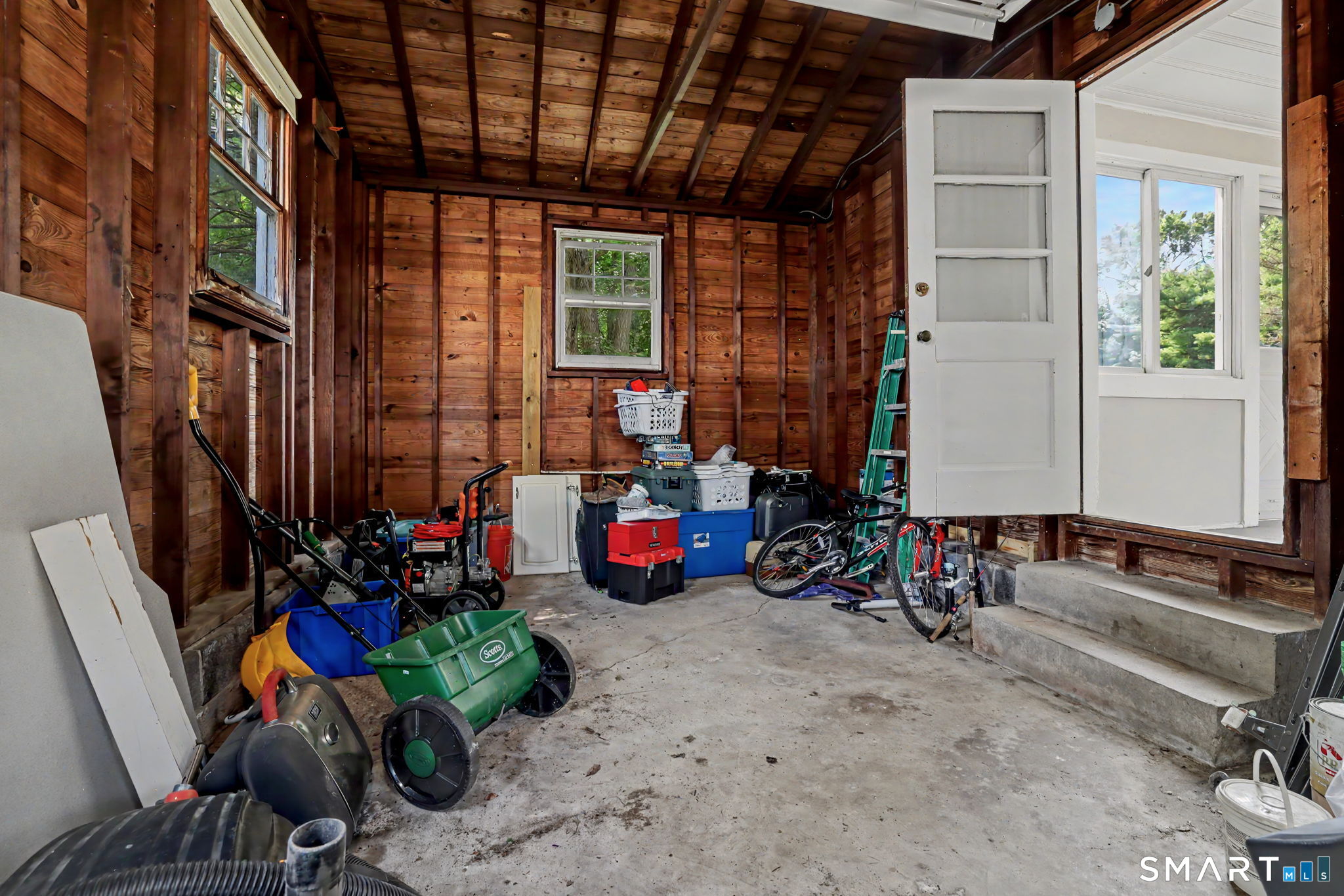99 Homestead Avenue Naugatuck CT 06770
