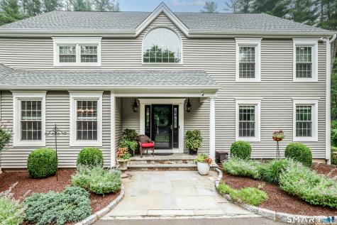 9 Hidden Brook Drive Brookfield CT 06804