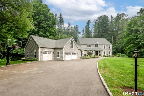 9 Hidden Brook Drive Brookfield CT 06804