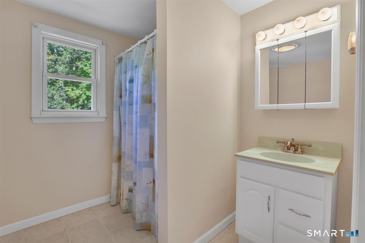 328 Bulkeley Hill Road Colchester CT 06415