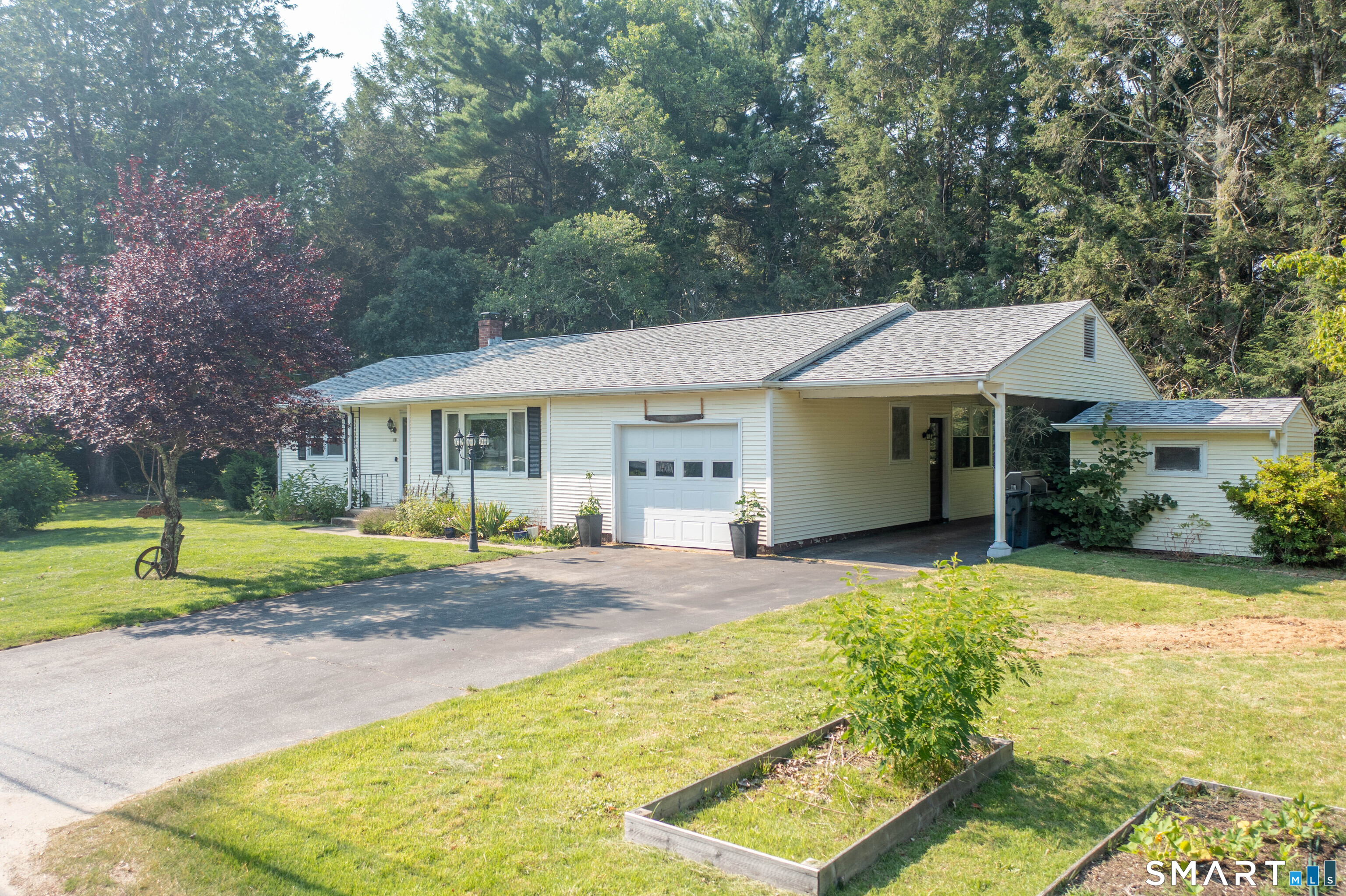 18 Pine Street Plainfield CT 06374