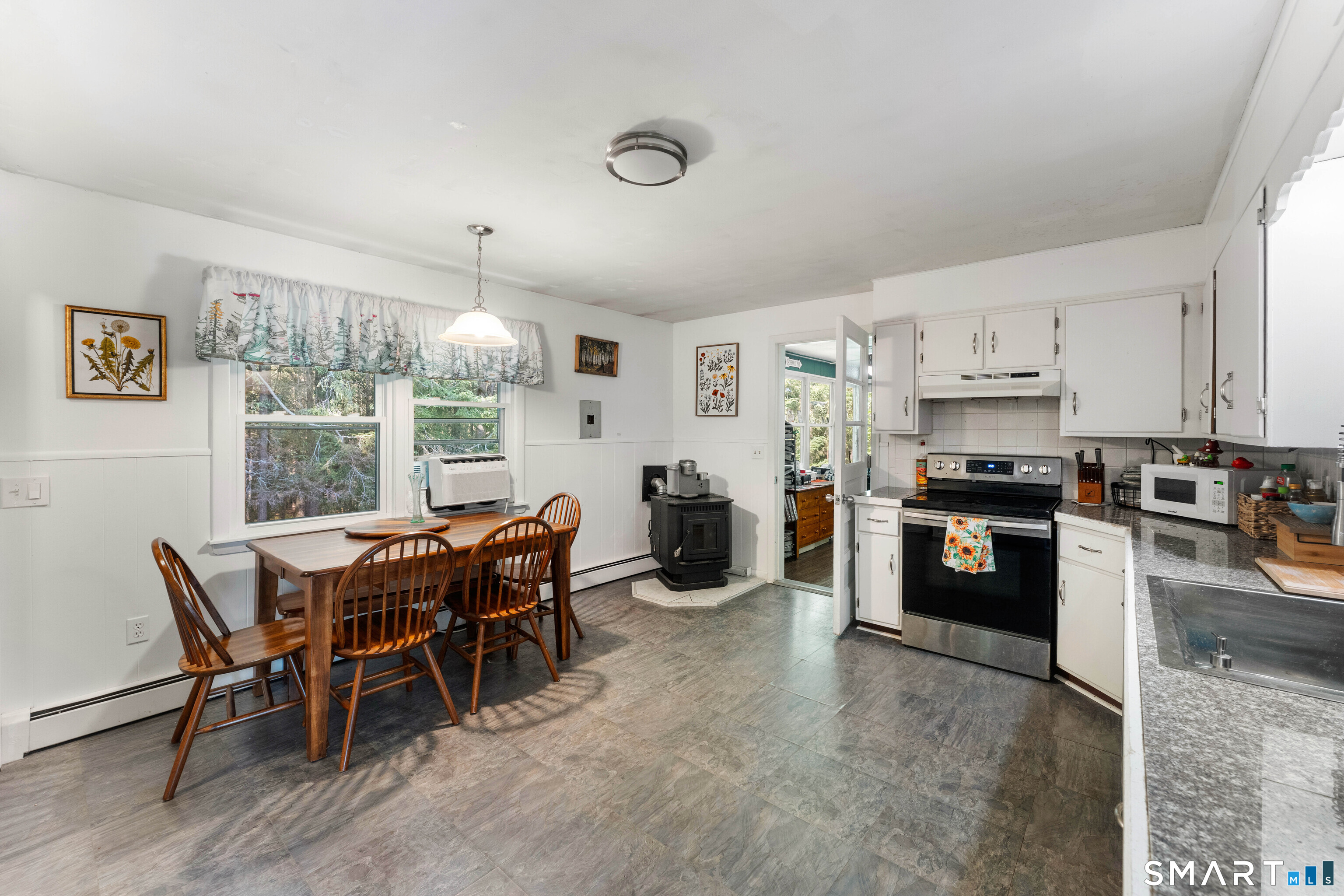 18 Pine Street Plainfield CT 06374