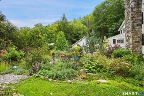 248 Simpaug Turnpike Redding CT 06896