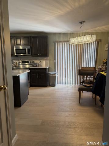 61 Victoria Court Hamden CT 06514