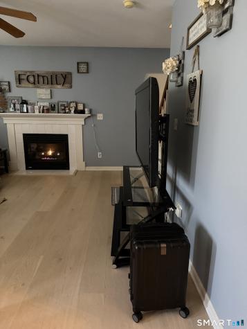 61 Victoria Court Hamden CT 06514