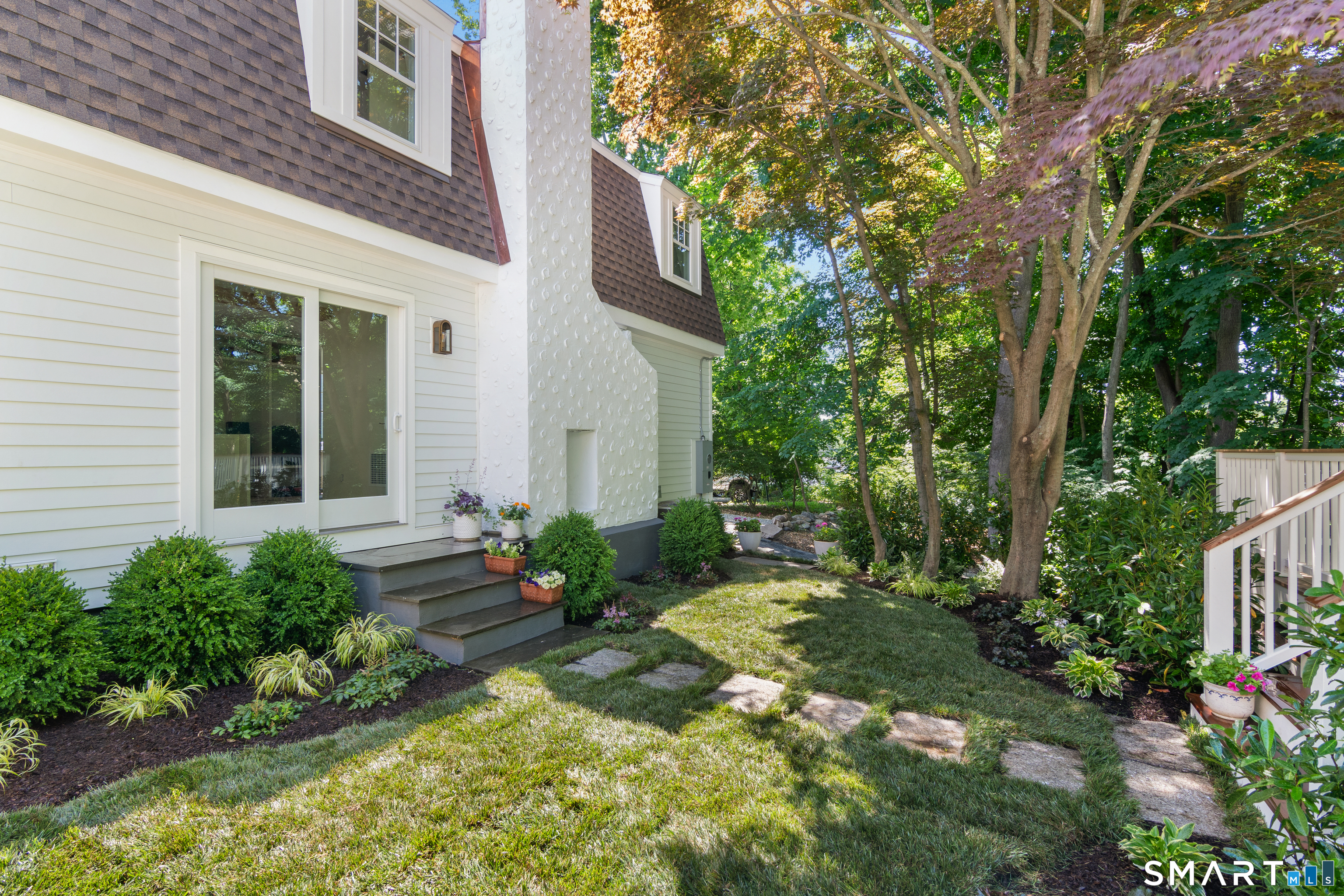 7 Raymond Heights Darien CT 06820
