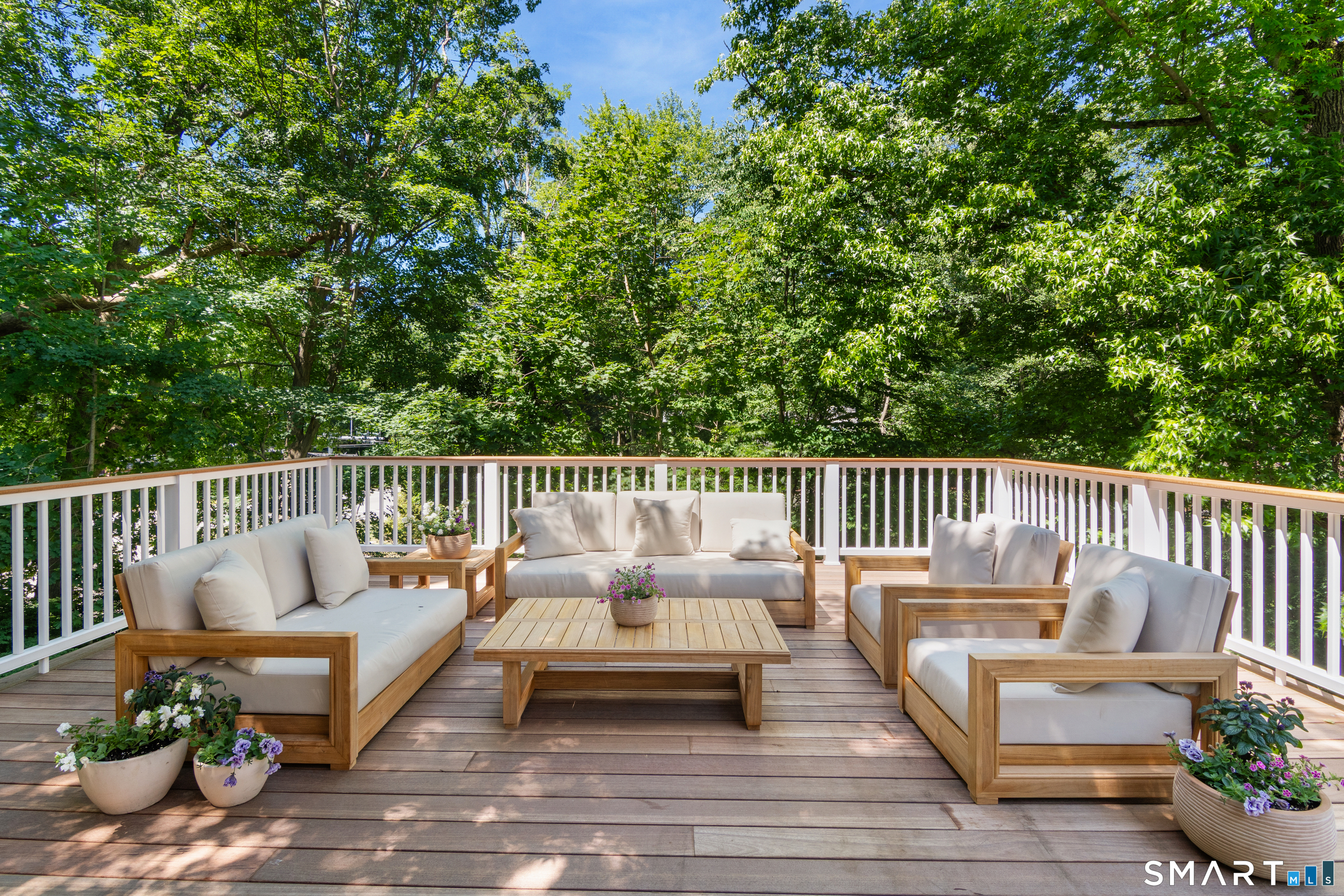 7 Raymond Heights Darien CT 06820