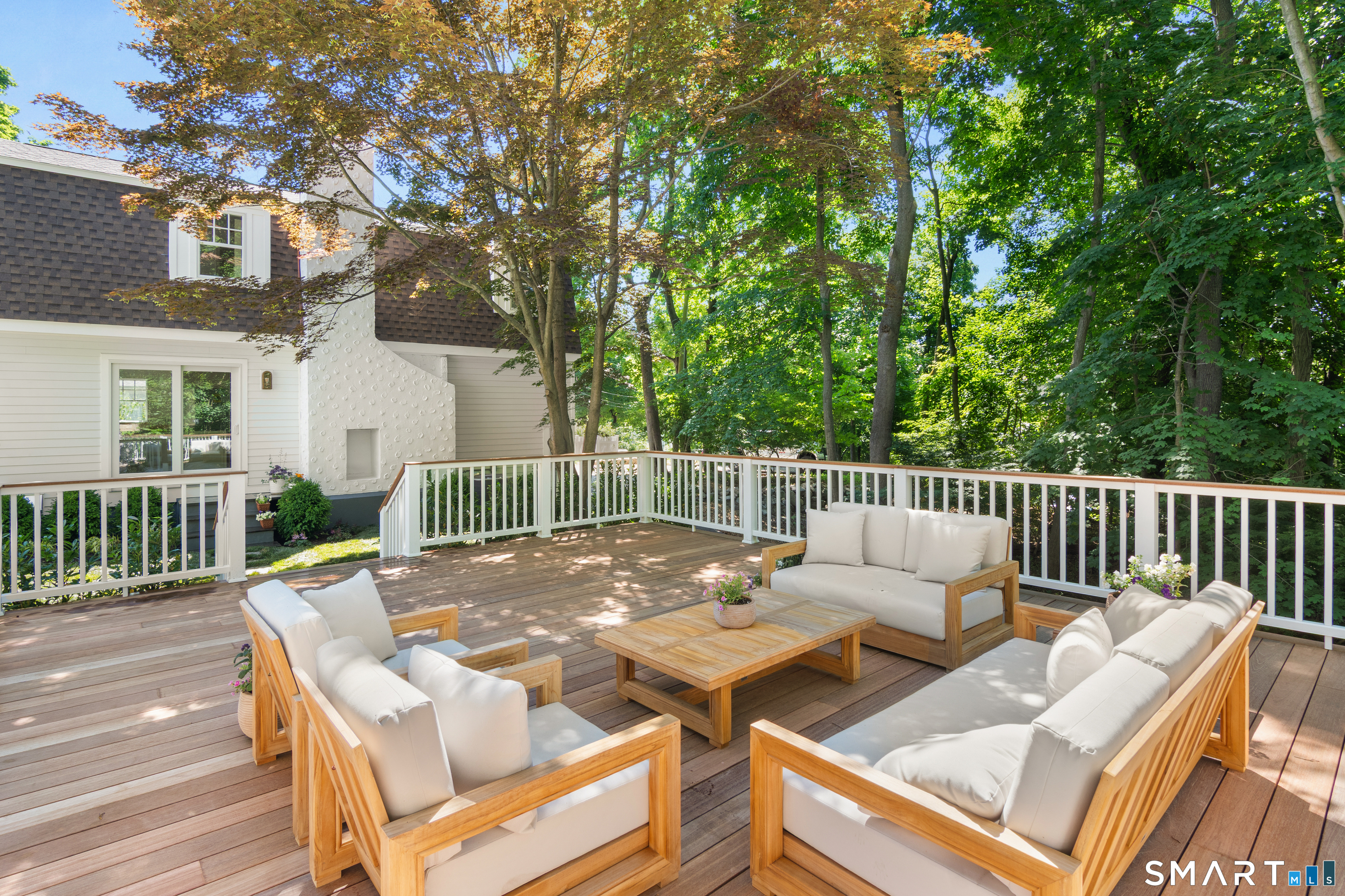 7 Raymond Heights Darien CT 06820