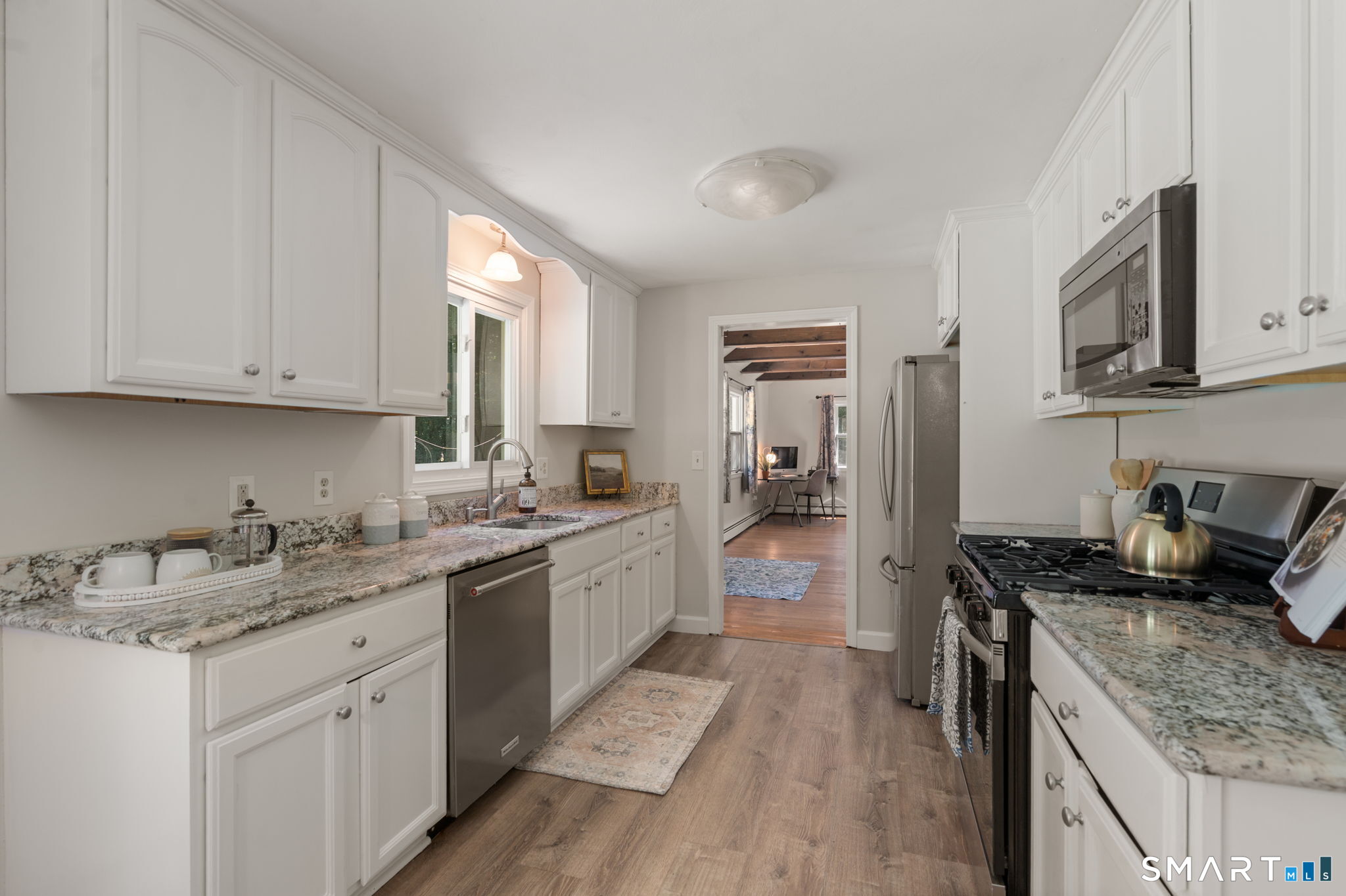 22 Willard Street Simsbury CT 06070