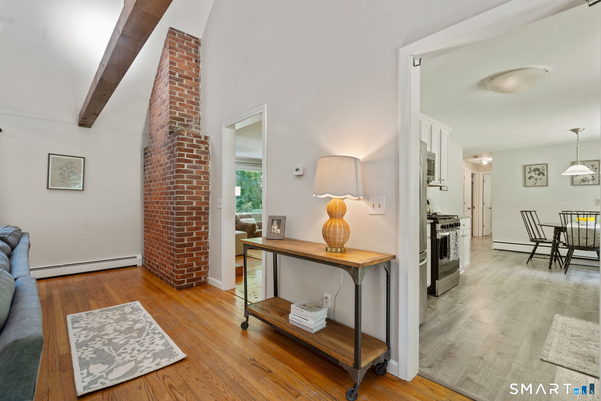 22 Willard Street Simsbury CT 06070