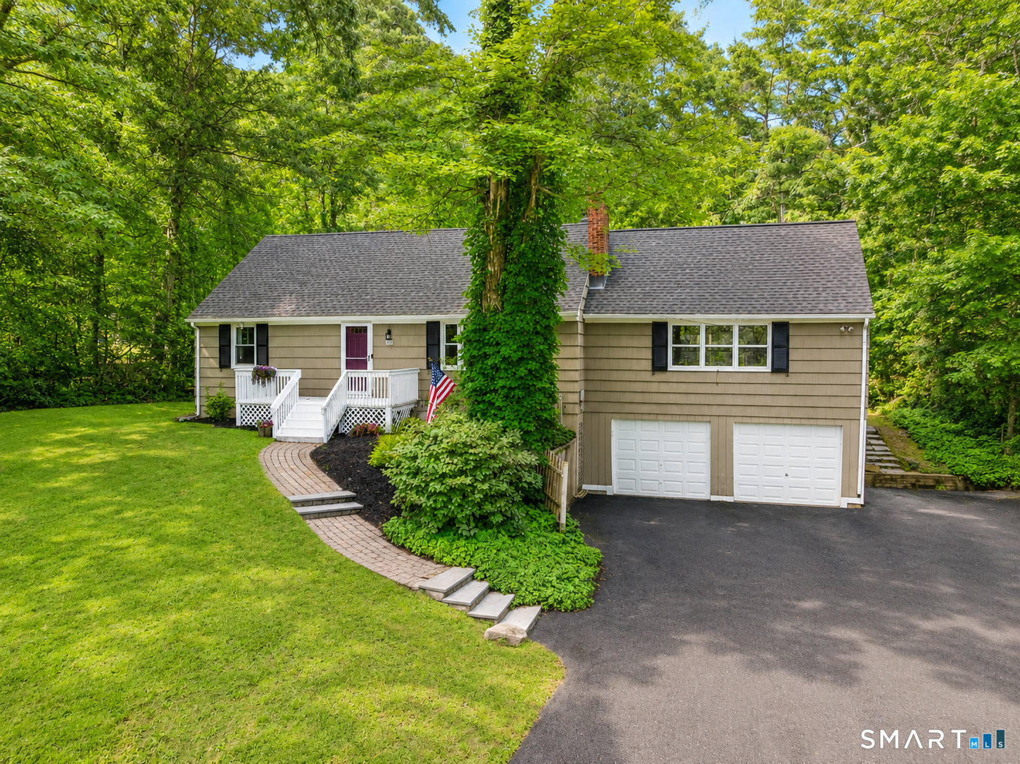 22 Willard Street Simsbury CT 06070