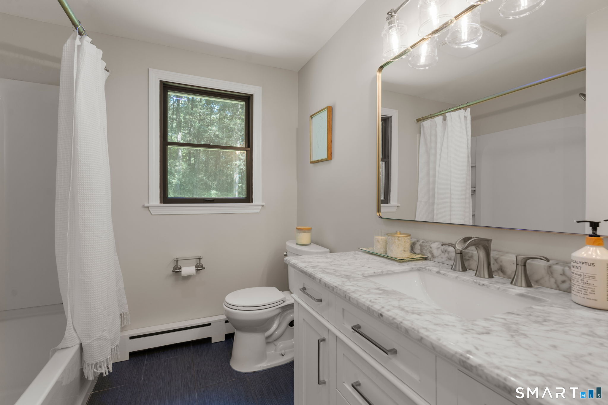 22 Willard Street Simsbury CT 06070