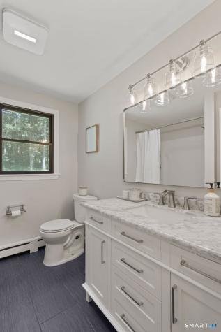 22 Willard Street Simsbury CT 06070