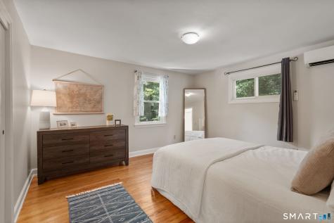 22 Willard Street Simsbury CT 06070