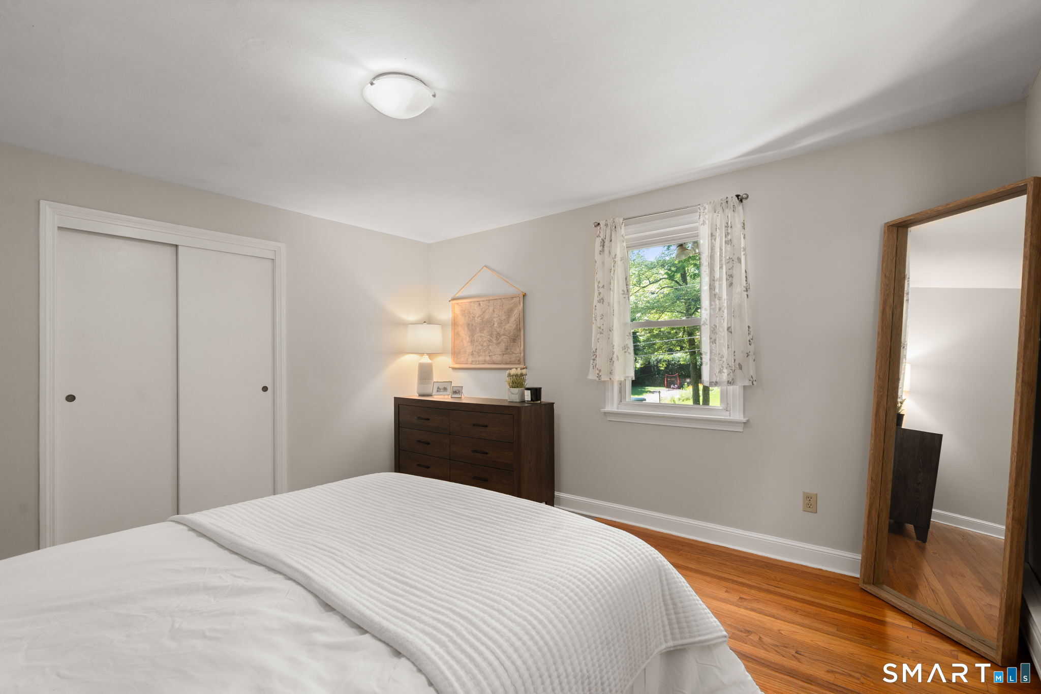 22 Willard Street Simsbury CT 06070