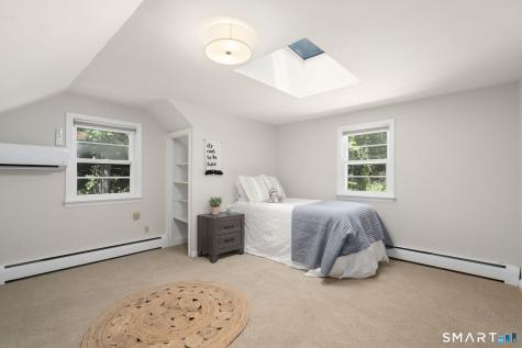 22 Willard Street Simsbury CT 06070