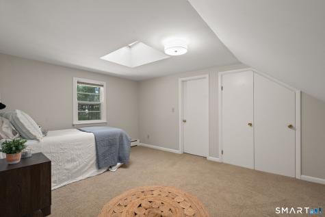 22 Willard Street Simsbury CT 06070