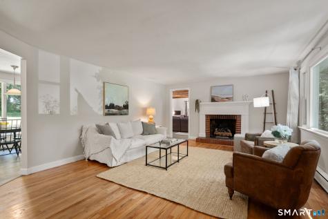 22 Willard Street Simsbury CT 06070