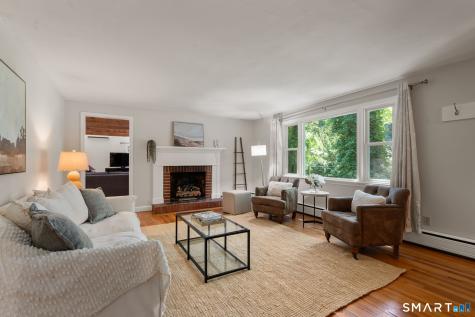 22 Willard Street Simsbury CT 06070