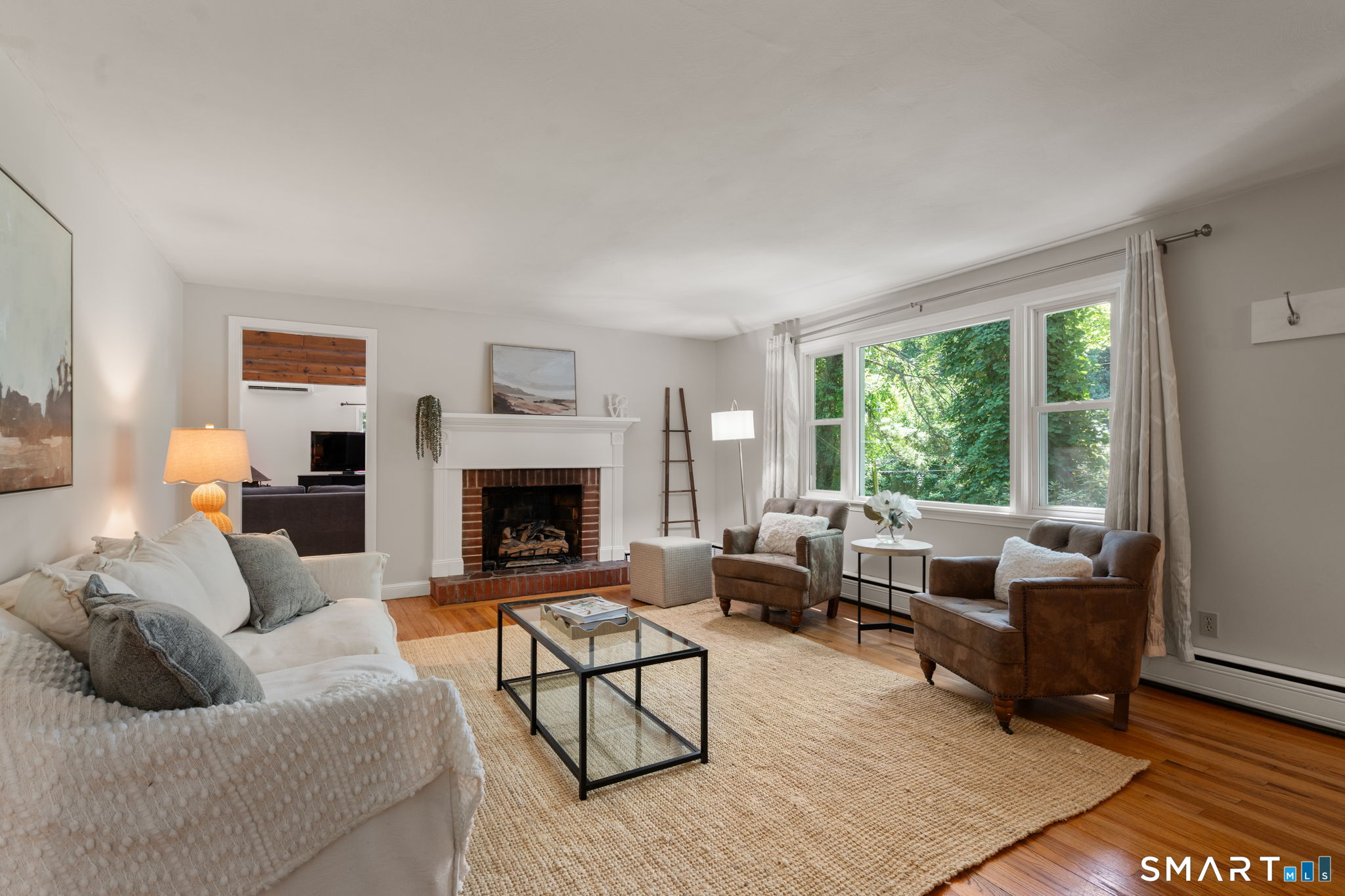 22 Willard Street Simsbury CT 06070