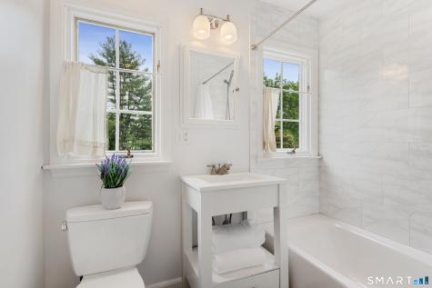 176 Carter Street New Canaan CT 06840
