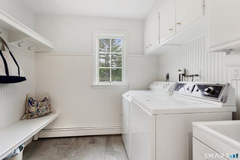 176 Carter Street New Canaan CT 06840