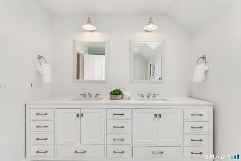 176 Carter Street New Canaan CT 06840