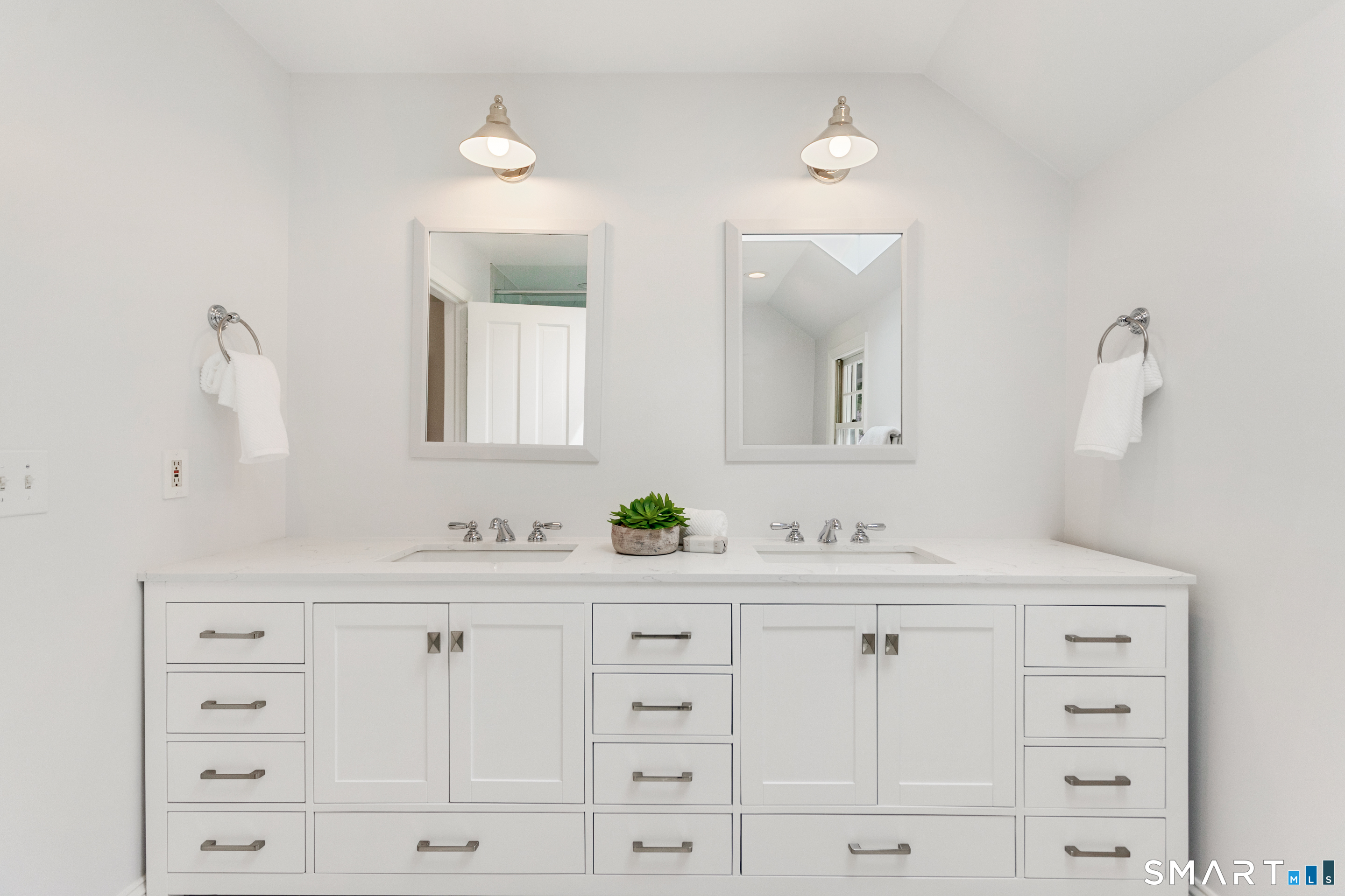 176 Carter Street New Canaan CT 06840