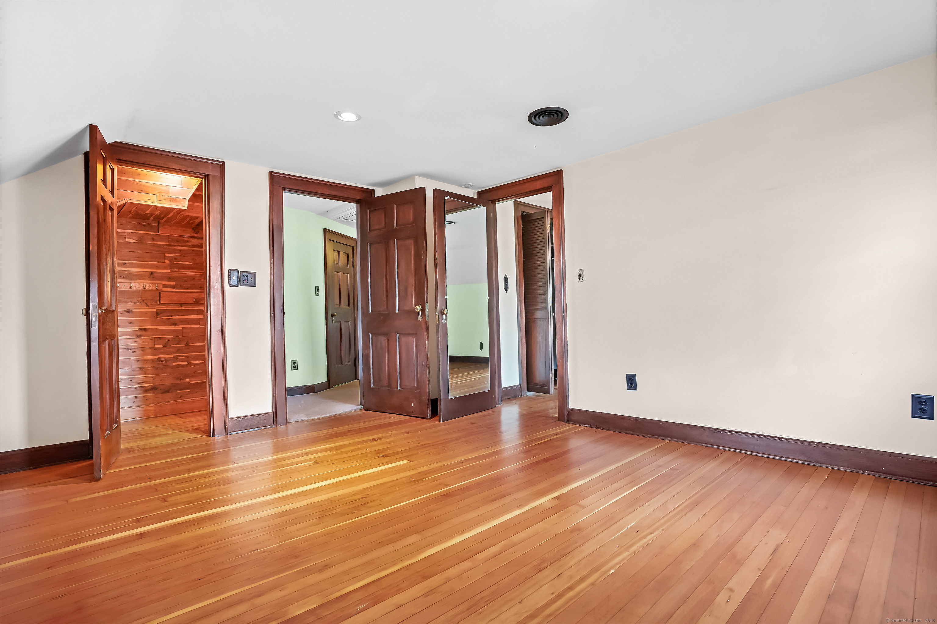 7 Mcneil Road Bethel CT 06801