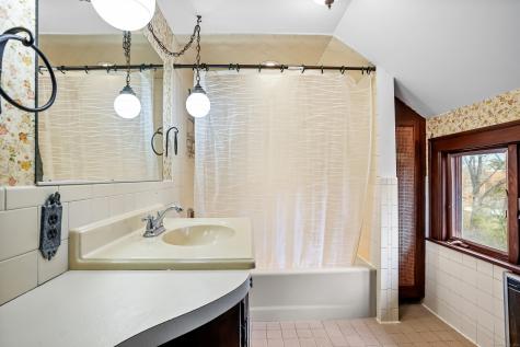 7 Mcneil Road Bethel CT 06801