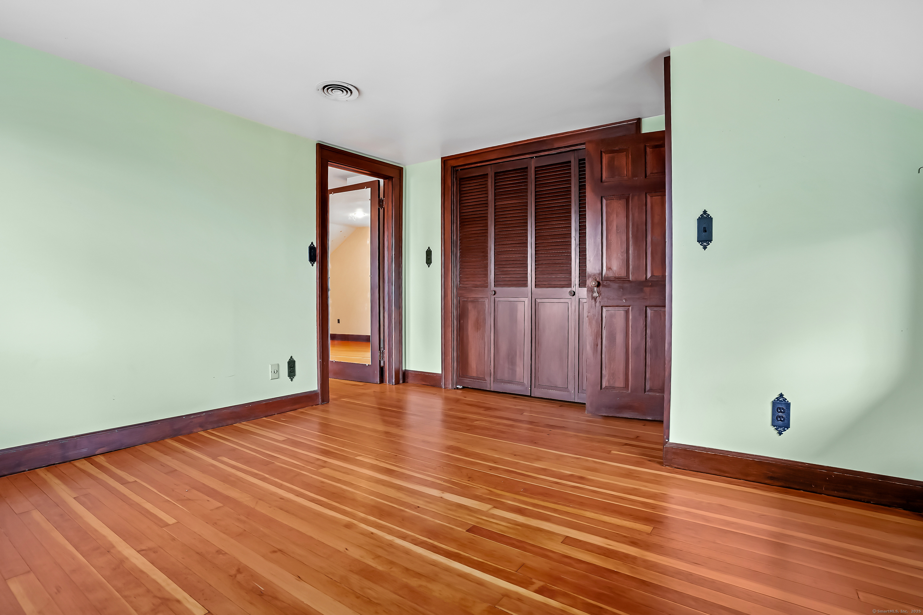 7 Mcneil Road Bethel CT 06801