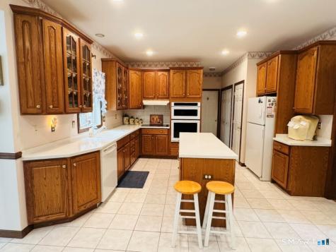 22 Cole Drive Wolcott CT 06716