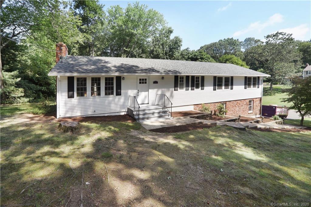 32 Nuthatch Hill Road Trumbull CT 06611