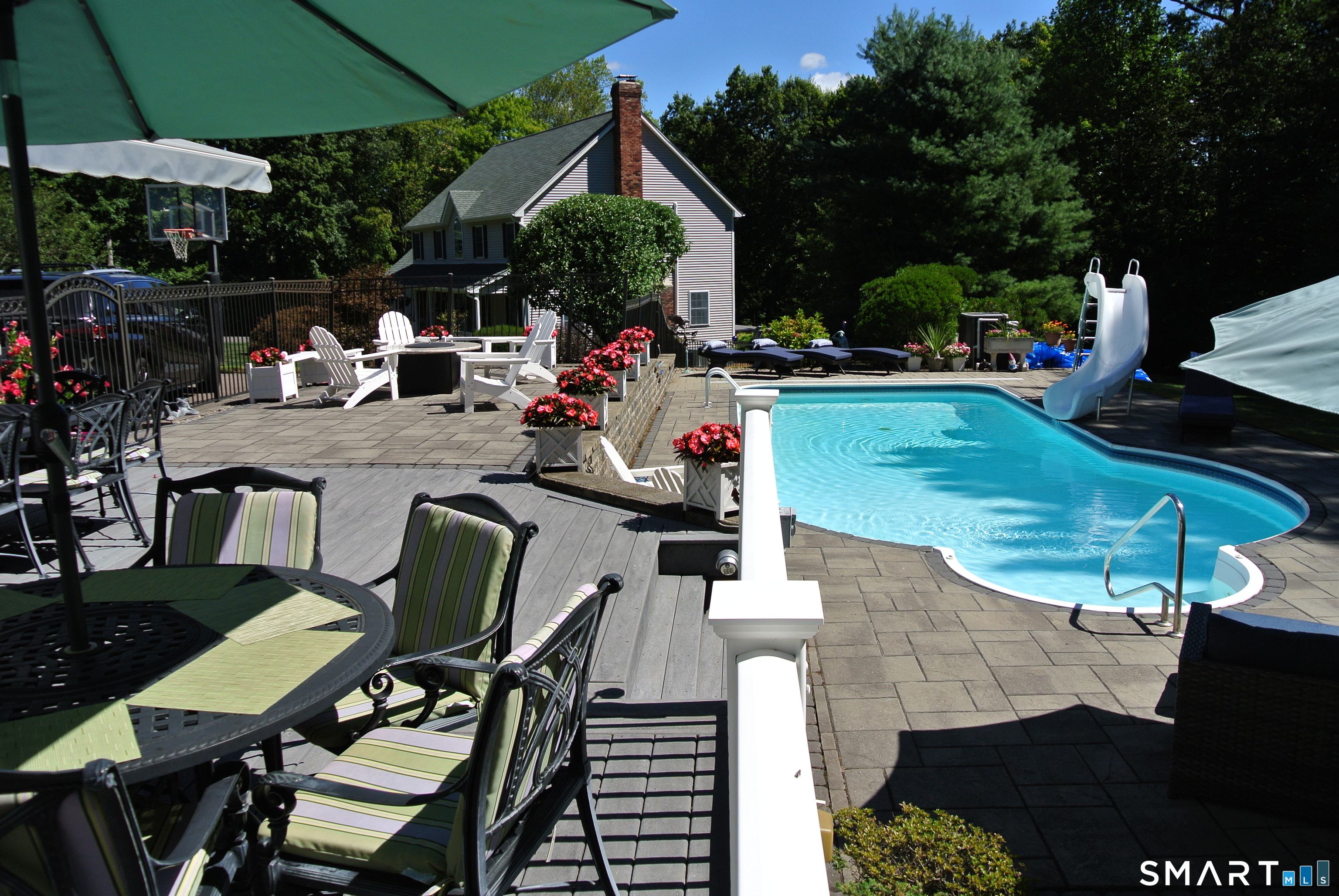 37 Oakwood Lane Hamden CT 06518