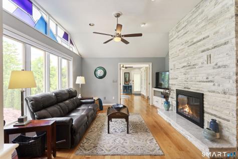 65 Spicewood Lane Berlin CT 06037