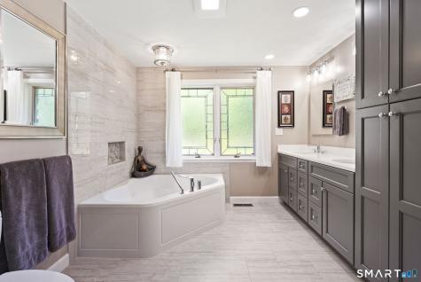 65 Spicewood Lane Berlin CT 06037