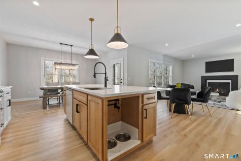 23 Greenwich Place Colchester CT 06415