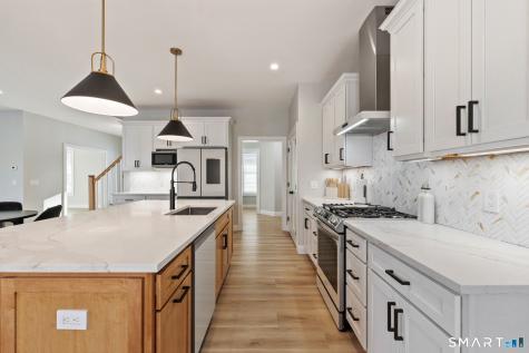 23 Greenwich Place Colchester CT 06415