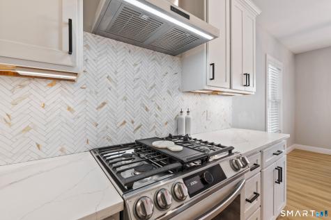 23 Greenwich Place Colchester CT 06415